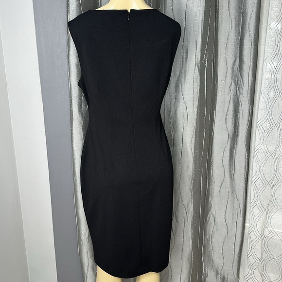 Calvin Klein women’s Sz12 Black Dress Sleeveless Cut-Out Twist Neck Back Zipper - Picture 4 of 6